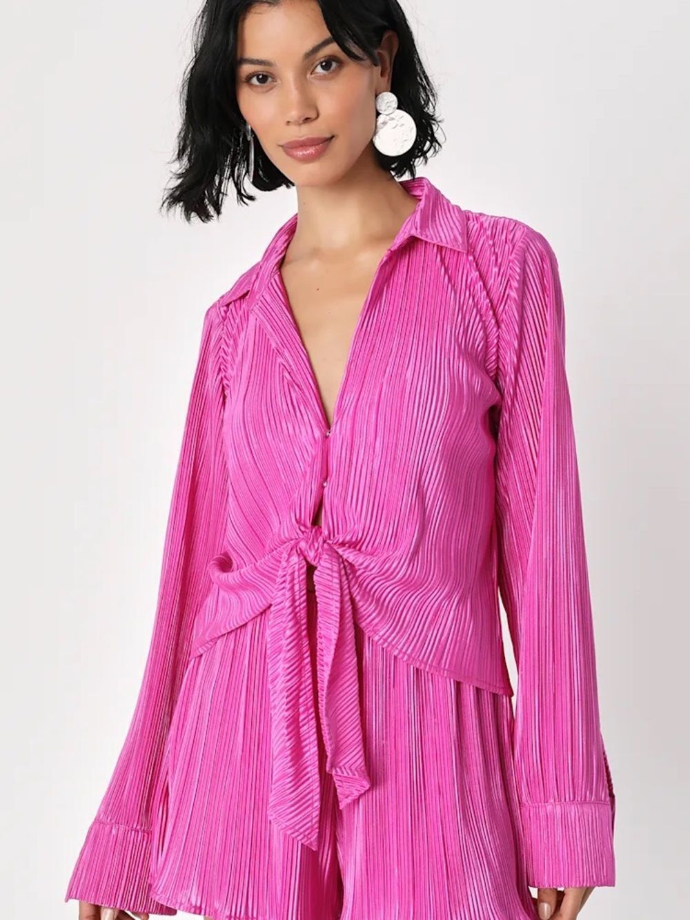Lulu’s Bright Fuchsia Pleated Tie-Front Satin Snap Closure Long Sleeve Top S